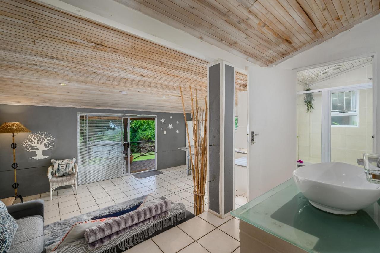 302 On Old Sea View Road Chelsea Apartment Порт Елизабет Екстериор снимка