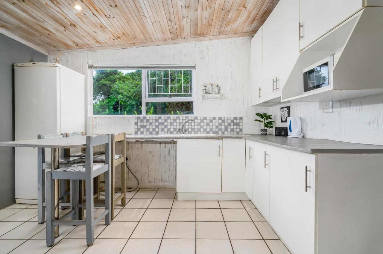 302 On Old Sea View Road Chelsea Apartment Порт Елизабет Екстериор снимка