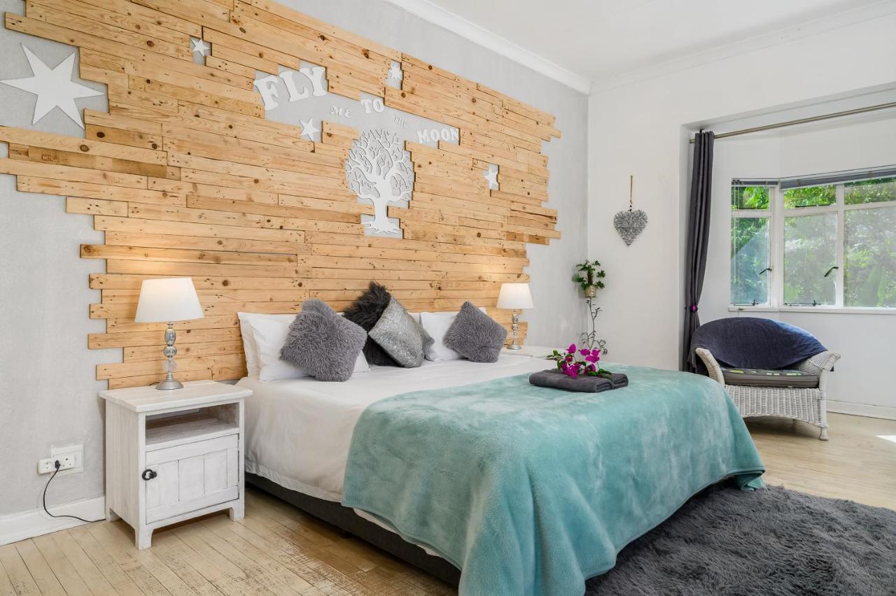 302 On Old Sea View Road Chelsea Apartment Порт Елизабет Екстериор снимка