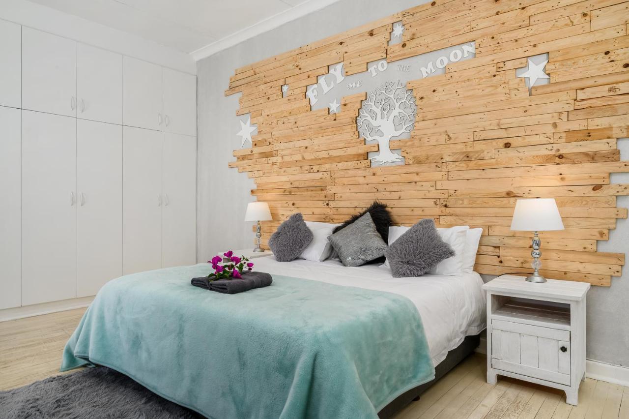 302 On Old Sea View Road Chelsea Apartment Порт Елизабет Екстериор снимка
