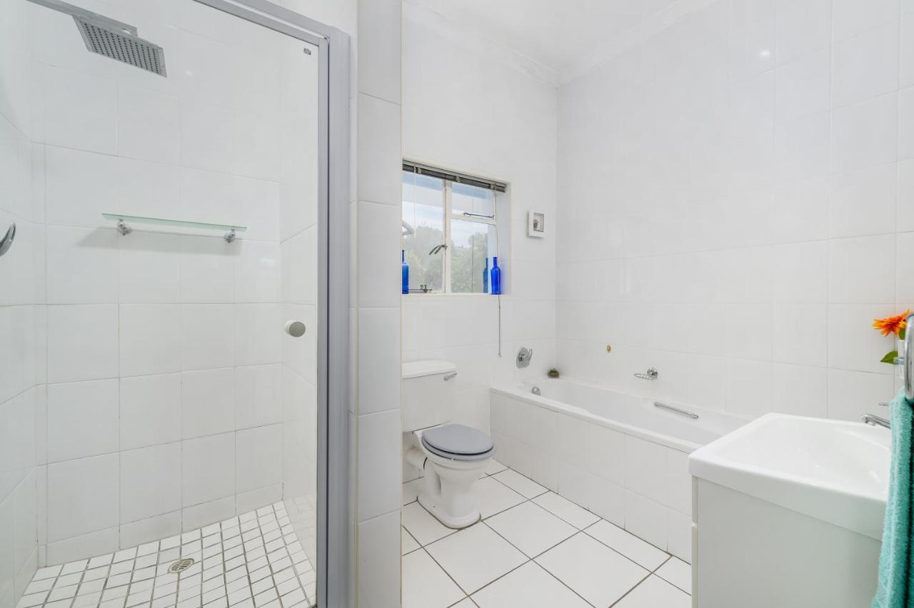 302 On Old Sea View Road Chelsea Apartment Порт Елизабет Екстериор снимка